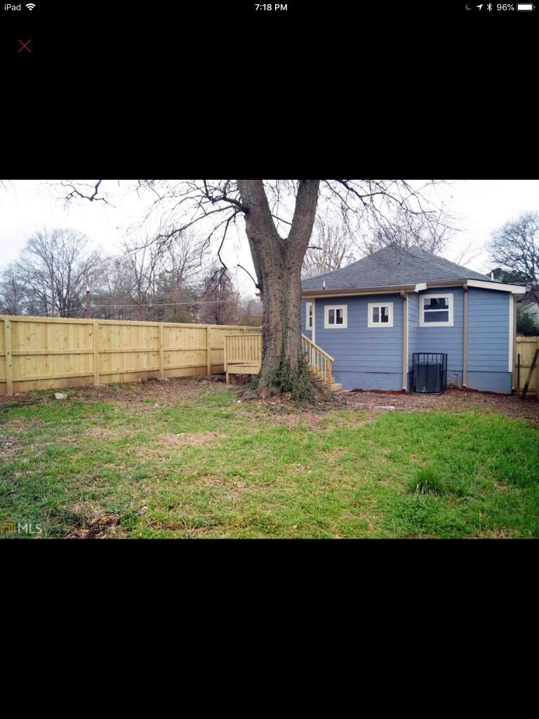 Fenced in backyard. - 916 Coleman St SW