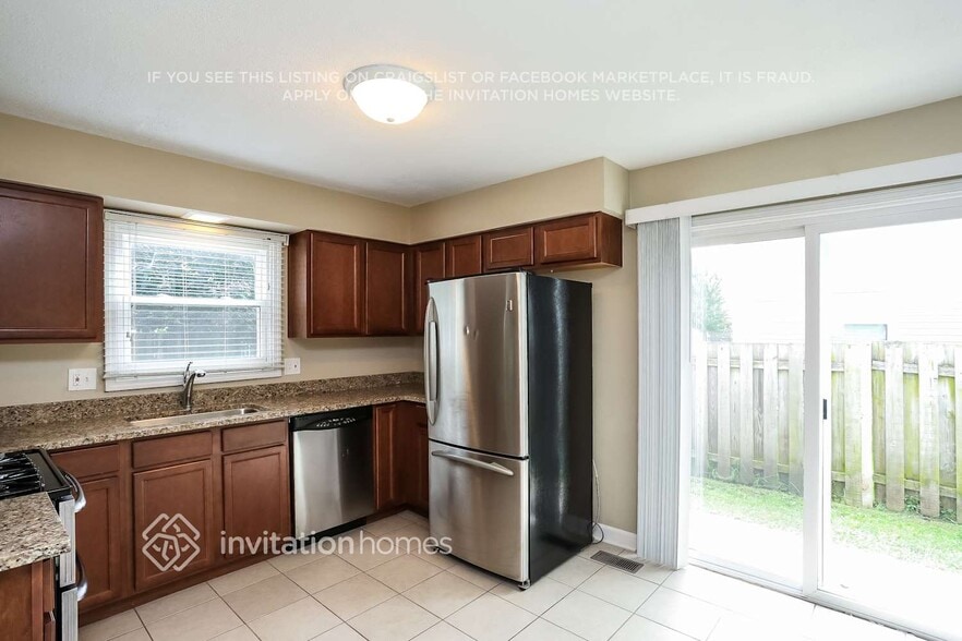 Building Photo - 677 Shining Water Dr