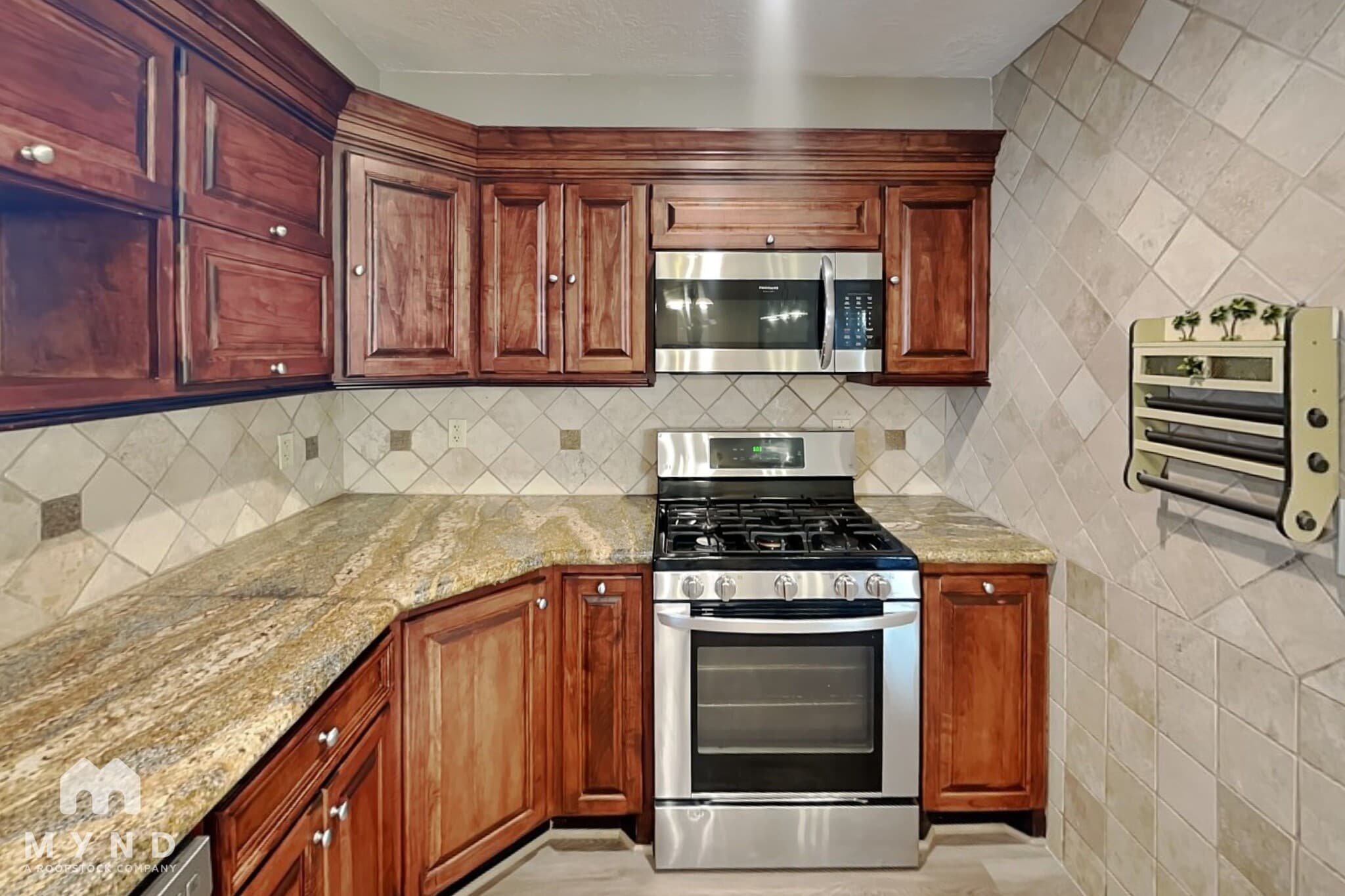 Building Photo - 3219 Glen Spring Dr