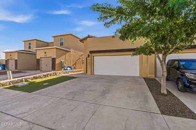 Building Photo - 717 HC Gilbert Minjares Dr