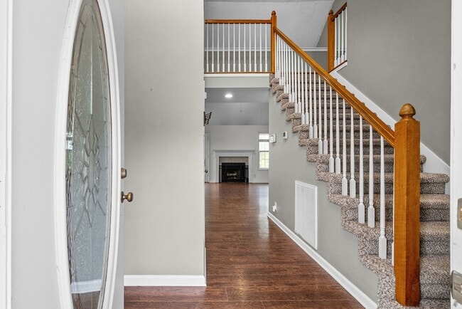 Building Photo - 3838 Aly Sheba Dr