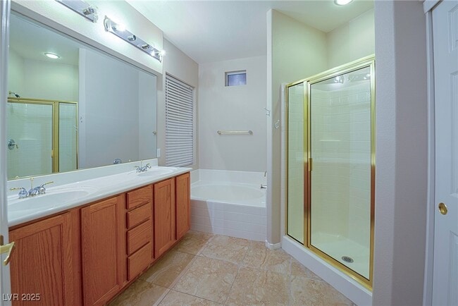 Building Photo - 1022 Pecos River Ave