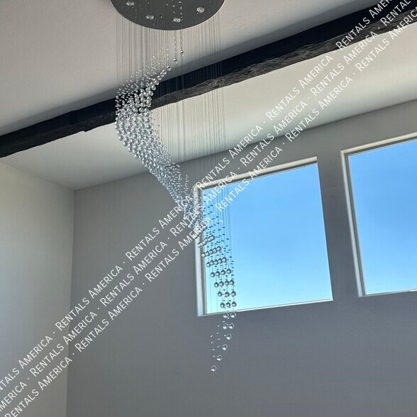 Building Photo - 11128 S 54th Ln