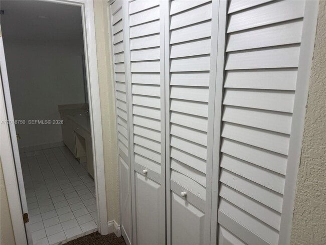 Building Photo - 4235 N University Dr