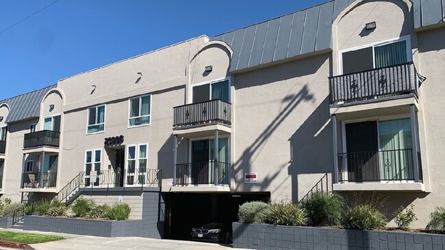 Building Photo - 23906 Ocean Ave