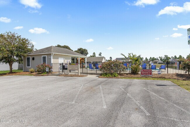 Building Photo - 120 Prospect Dr