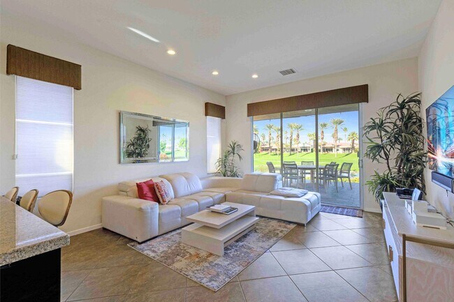 Building Photo - 413 White Horse Trail