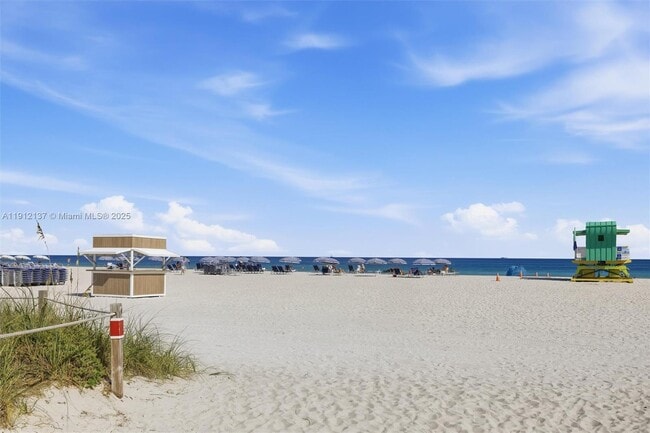 Building Photo - 401 Ocean Dr