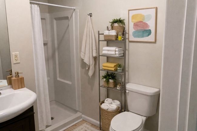 Building Photo - 339 Park Ave