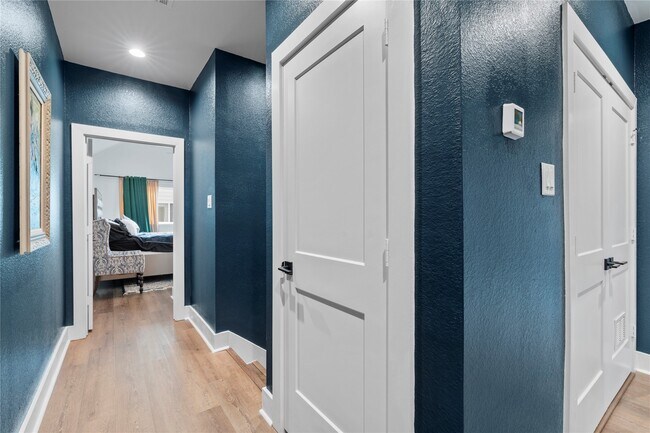 Building Photo - 1222 Mcneil St