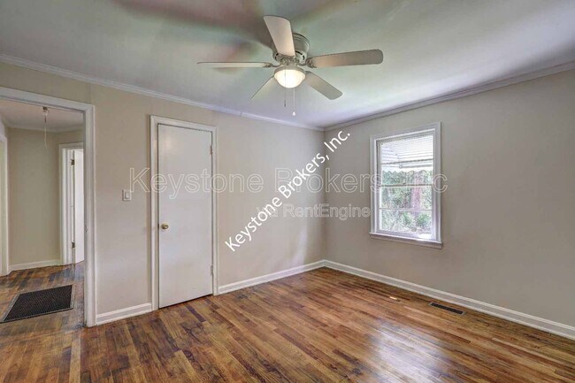 Building Photo - 3378 Pio Nono Cir