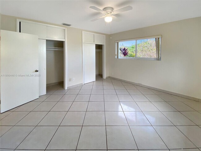 Building Photo - 7910 SW 17th Terrace
