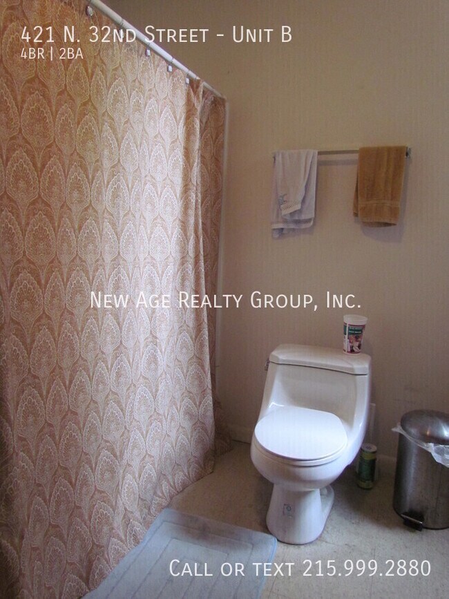 Building Photo - 421 N 32nd St