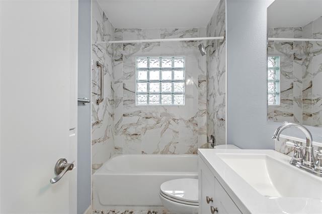 Building Photo - 6556 St Moritz Ave