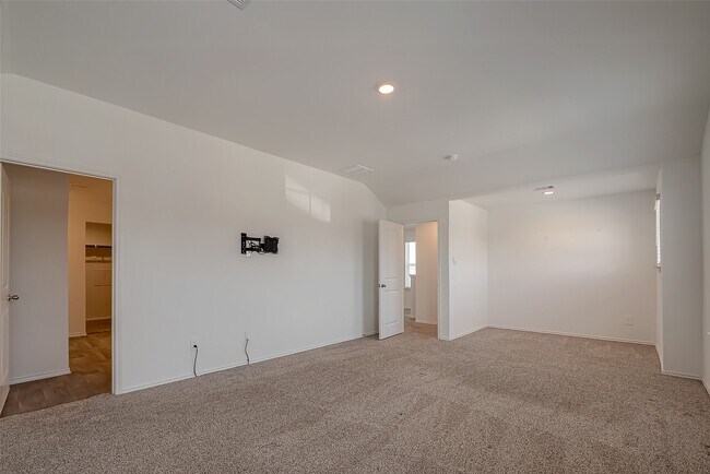 Building Photo - 5343 Pinecliff Grove Ct