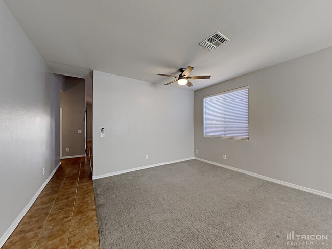 Building Photo - 17220 W Lundberg St
