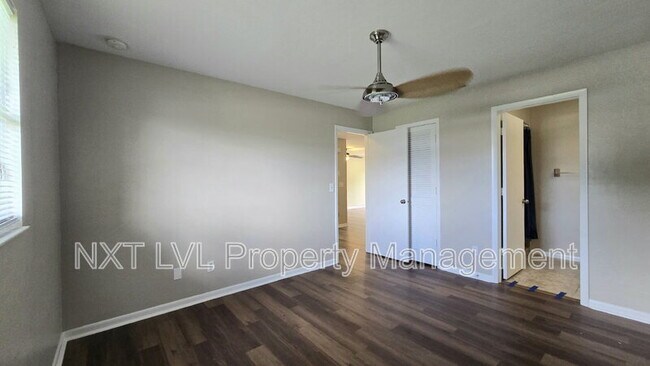 Building Photo - 3313 Skyline Blvd