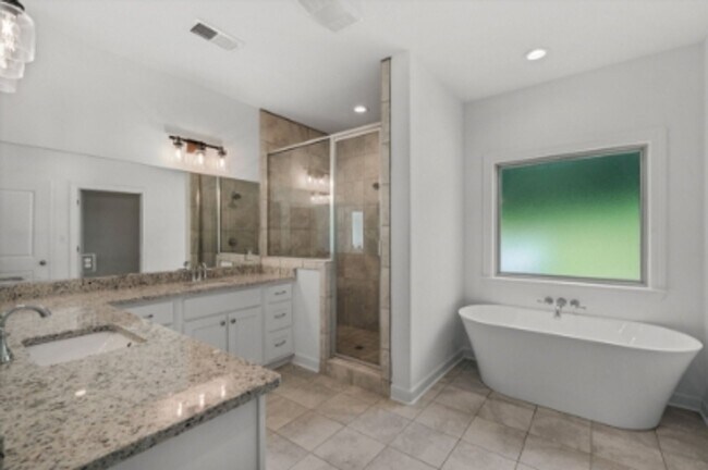 Building Photo - Spacious 4-Bedroom Home in Byhalia - Modern Living in a Tranquil Community!