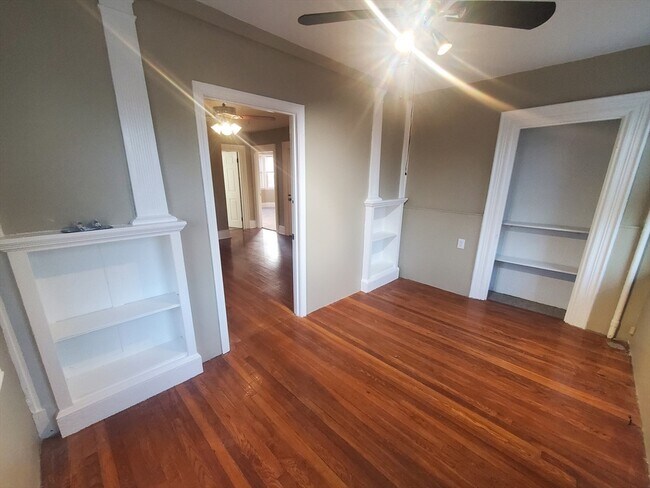 Building Photo - 232 North St