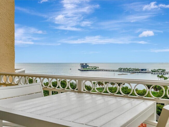 Building Photo - 555 5th Ave NE