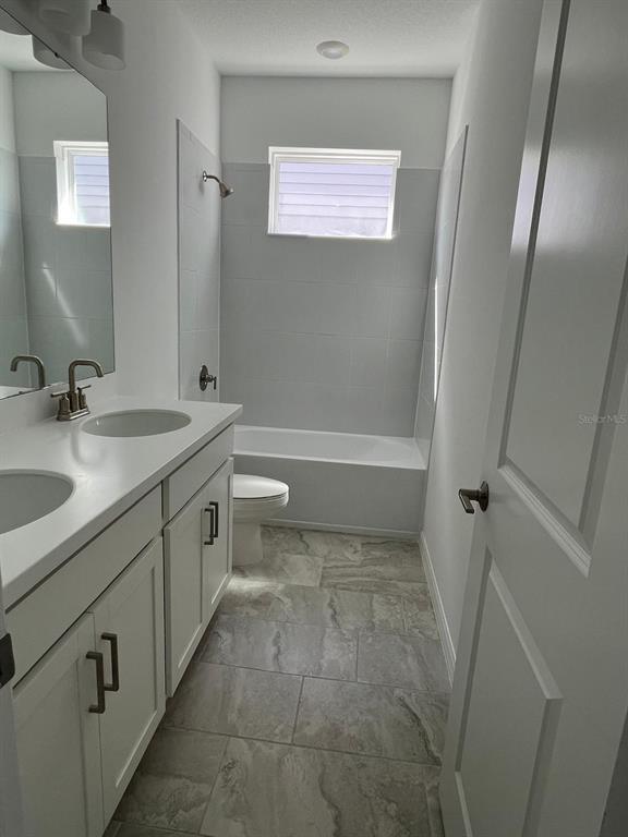 Building Photo - 5274 Kildare Pl