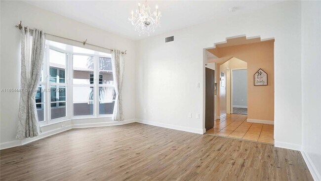 Building Photo - 540 15th St