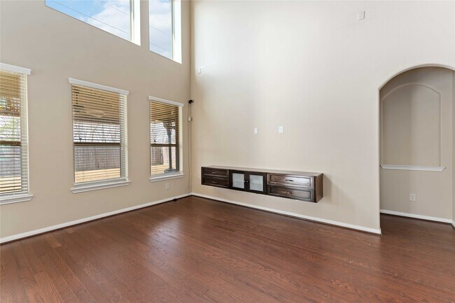 Building Photo - 2814 Palm Harbour Dr