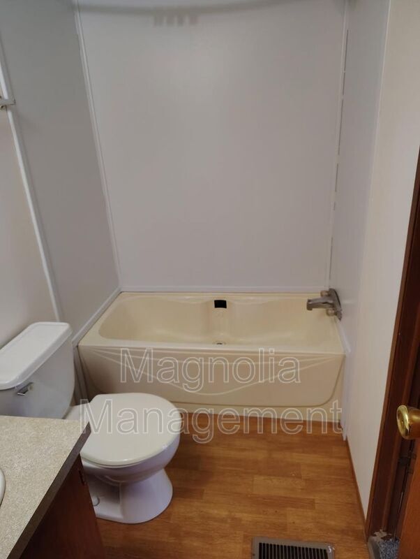 Building Photo - 441 Hunter Rd