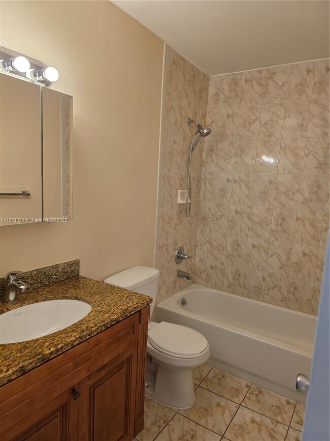 Building Photo - 6945 SW 111th Ct
