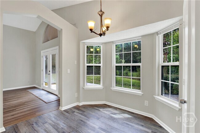 Building Photo - 900 Osprey Dr