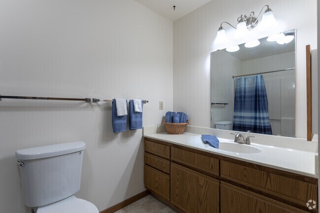 1BR, 1BA - Madison Williamstown Bay East