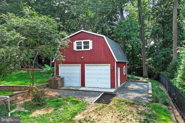 Building Photo - 6443 Walters Woods Dr