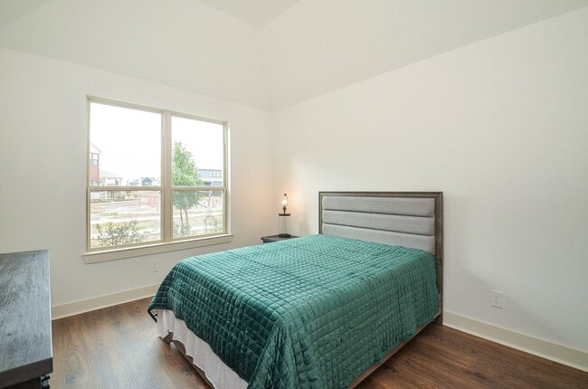 Building Photo - 3338 Verdant Ln