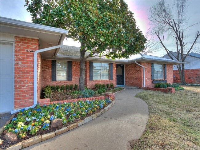 Building Photo - 3608 Jim Robison Dr