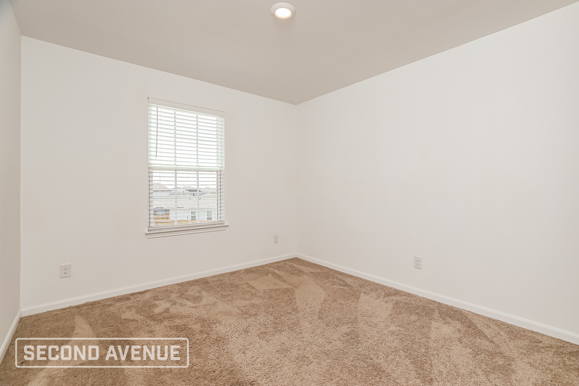 Building Photo - 10911 Lafayette Lp