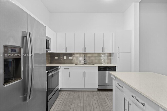 Building Photo - 1776 Polk St