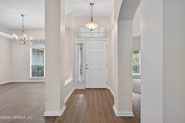 Building Photo - 14344 Summer Breeze Dr