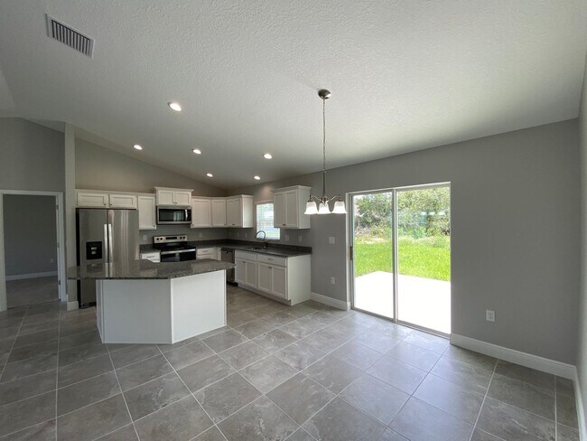 Building Photo - 14780 SW 27 Ct Rd
