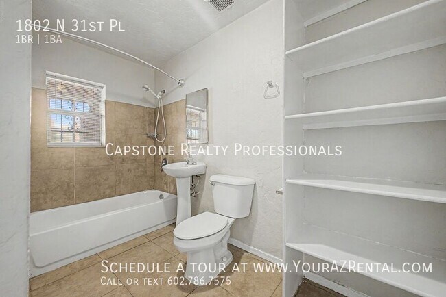 Building Photo - 1802 N 31st Pl