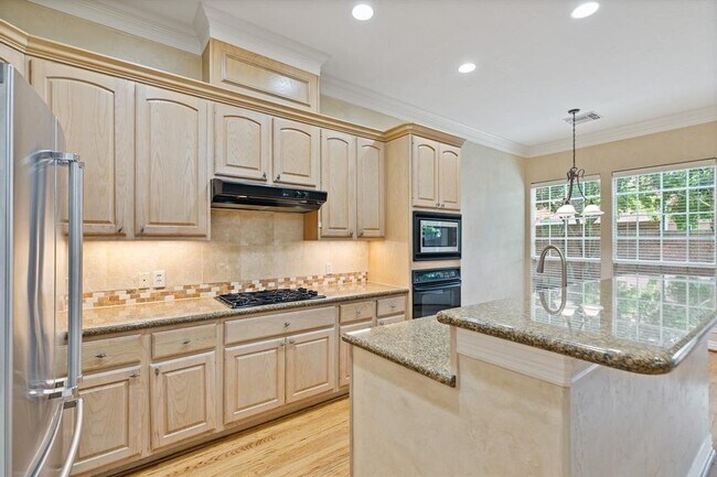 Building Photo - 1107 Ridgecrossing Ln