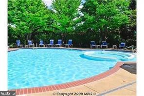 Building Photo - 2111 Wisconsin Ave NW