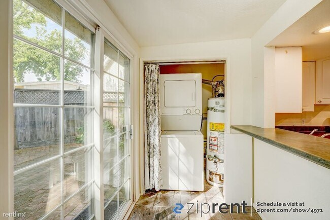Building Photo - 2 br, 1 bath House - 40 Ash Ave, San Ansel...