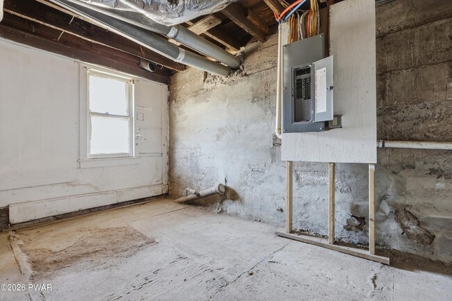 Building Photo - 760 Hudson St