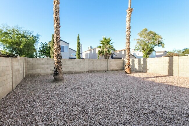 Building Photo - 3938 W Whispering Wind Dr