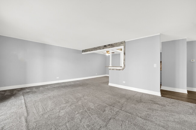 Building Photo - 2300 Beau Monde Terrace