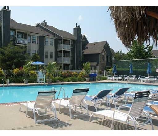 Building Photo - 140 Longfield Ct