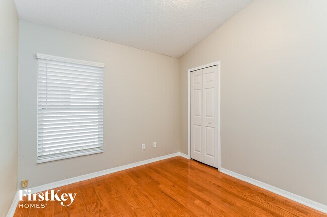 Building Photo - 2510 Runyon Cir