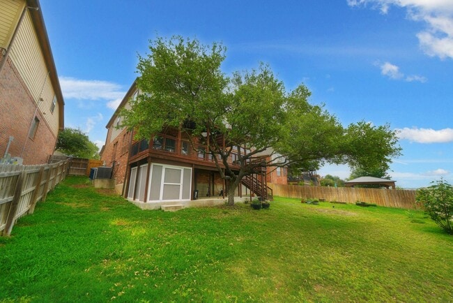 Building Photo - Executive Style Home Now Available in Ston...