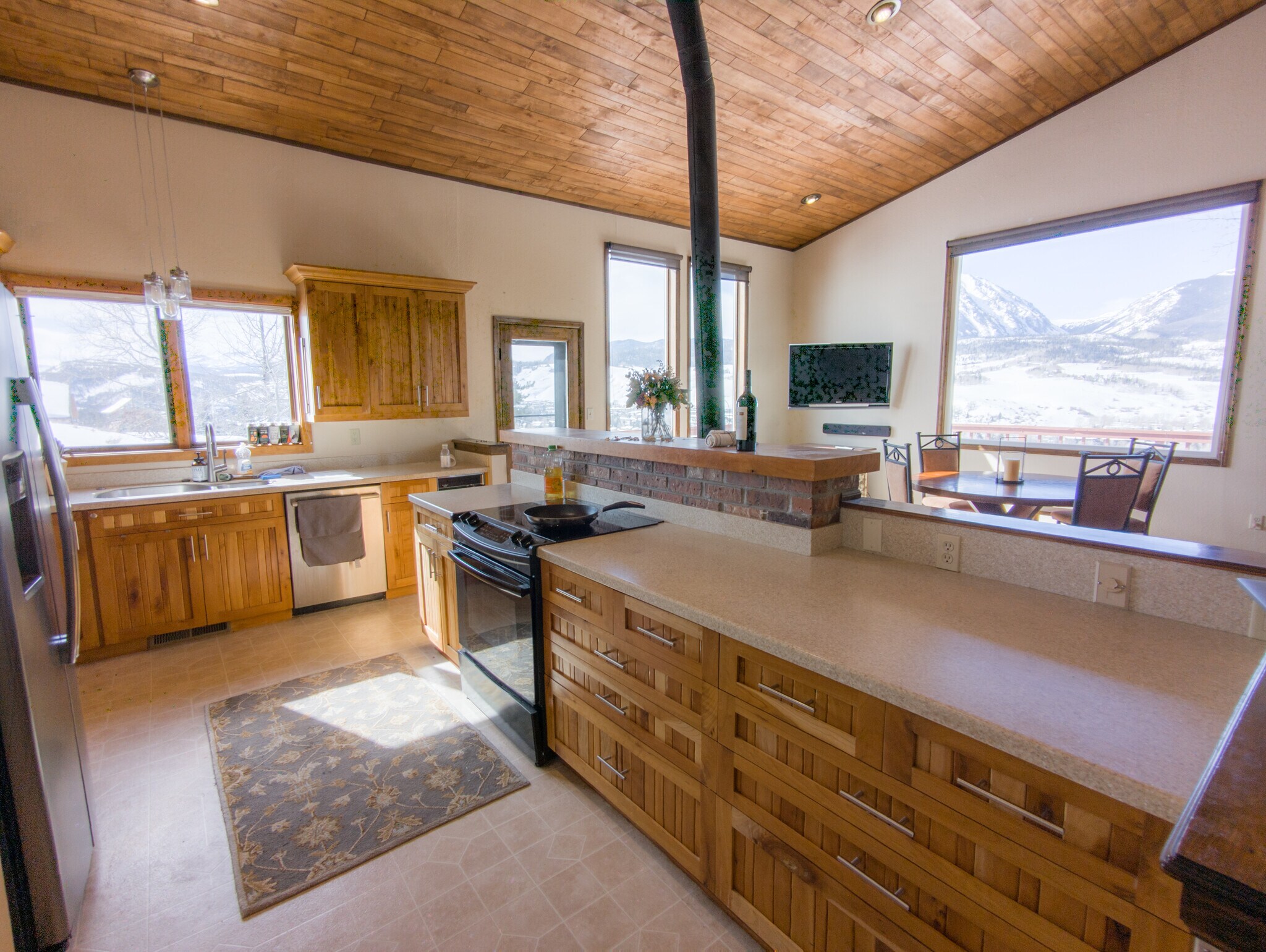 Building Photo - 1228 Palmers Dr