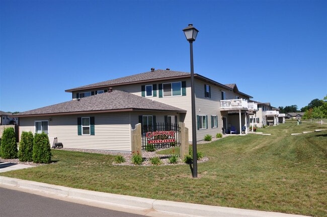 Building Photo - 4631 Southridge Ct